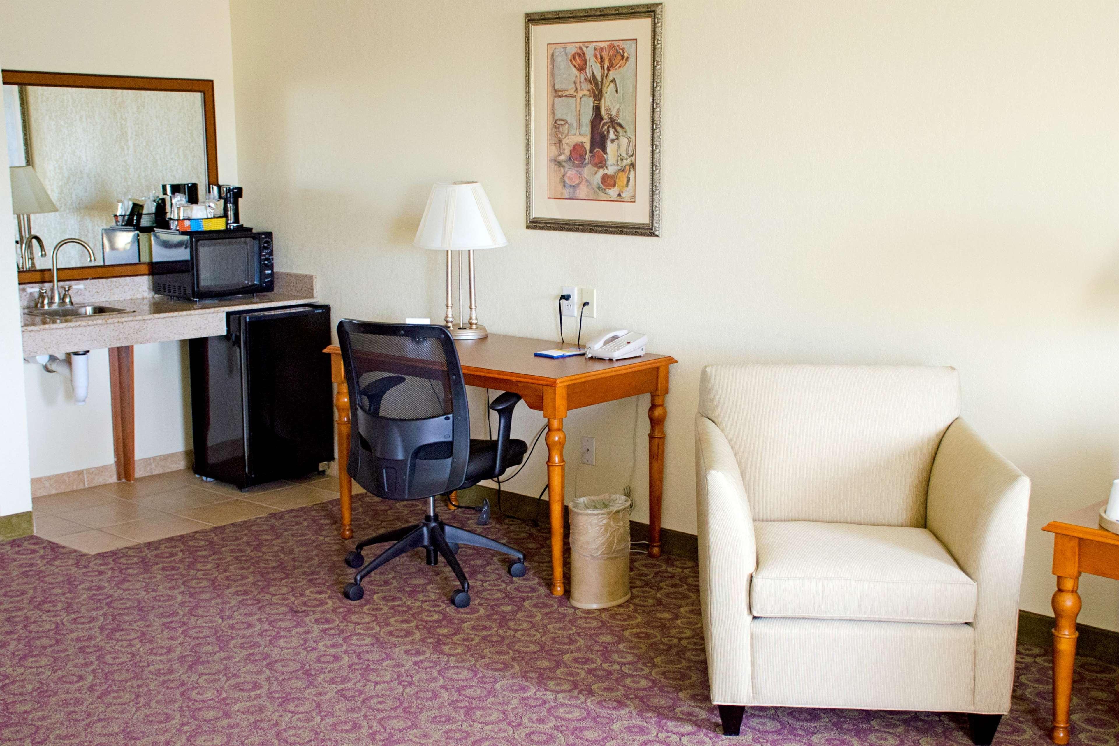 Hampton Inn & Suites College Station Bagian luar foto