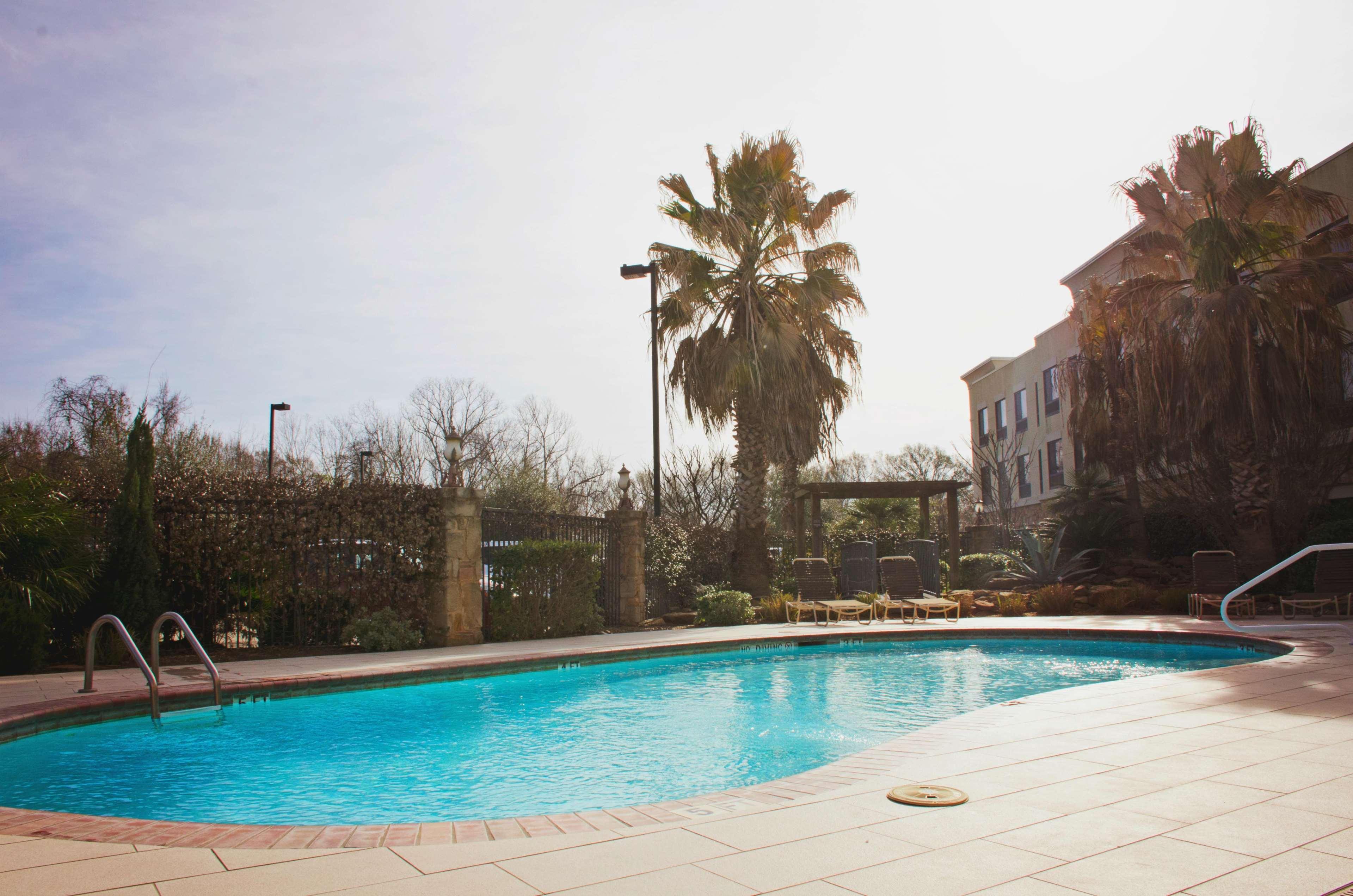 Hampton Inn & Suites College Station Bagian luar foto