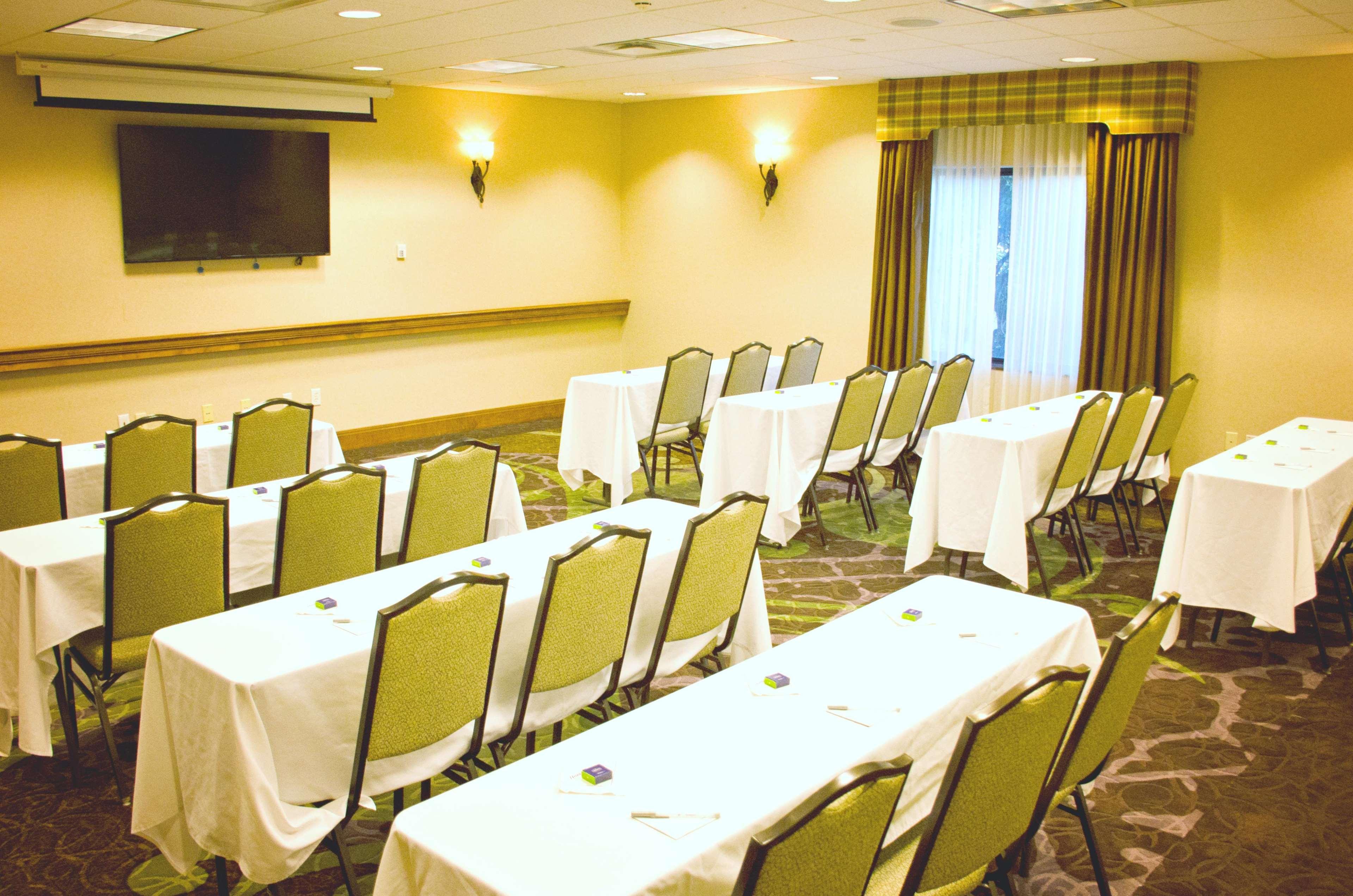 Hampton Inn & Suites College Station Bagian luar foto